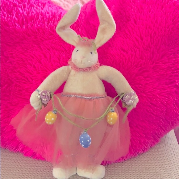 Plush Display Easter Bunny - Picture 1 of 5